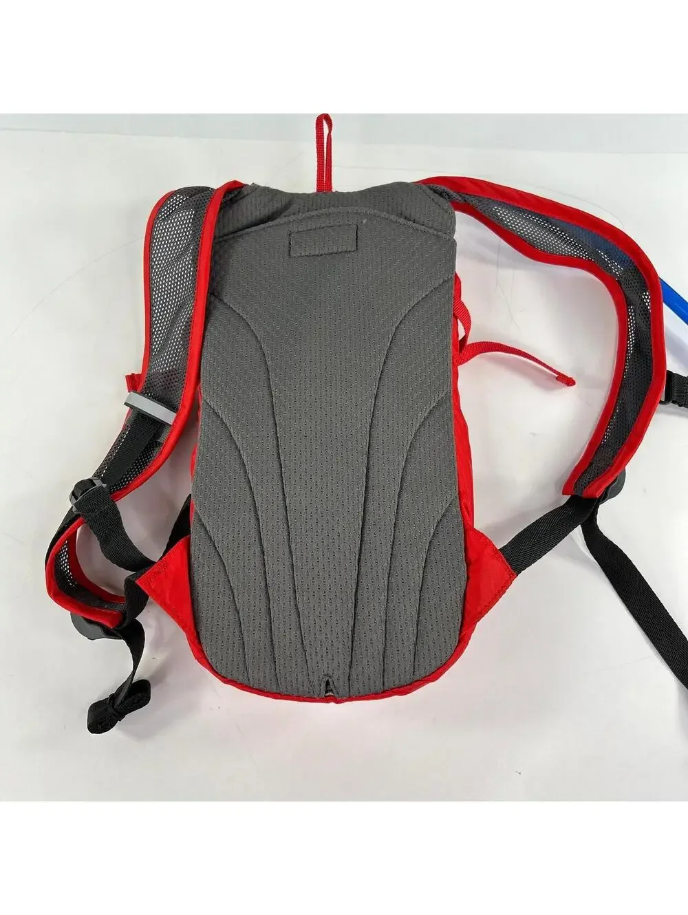 CamelBak Mini M.U.L.E. Kids Hydration Backpack Racing Red Checkered 1.5 L 50oz - Picture 2 of 7